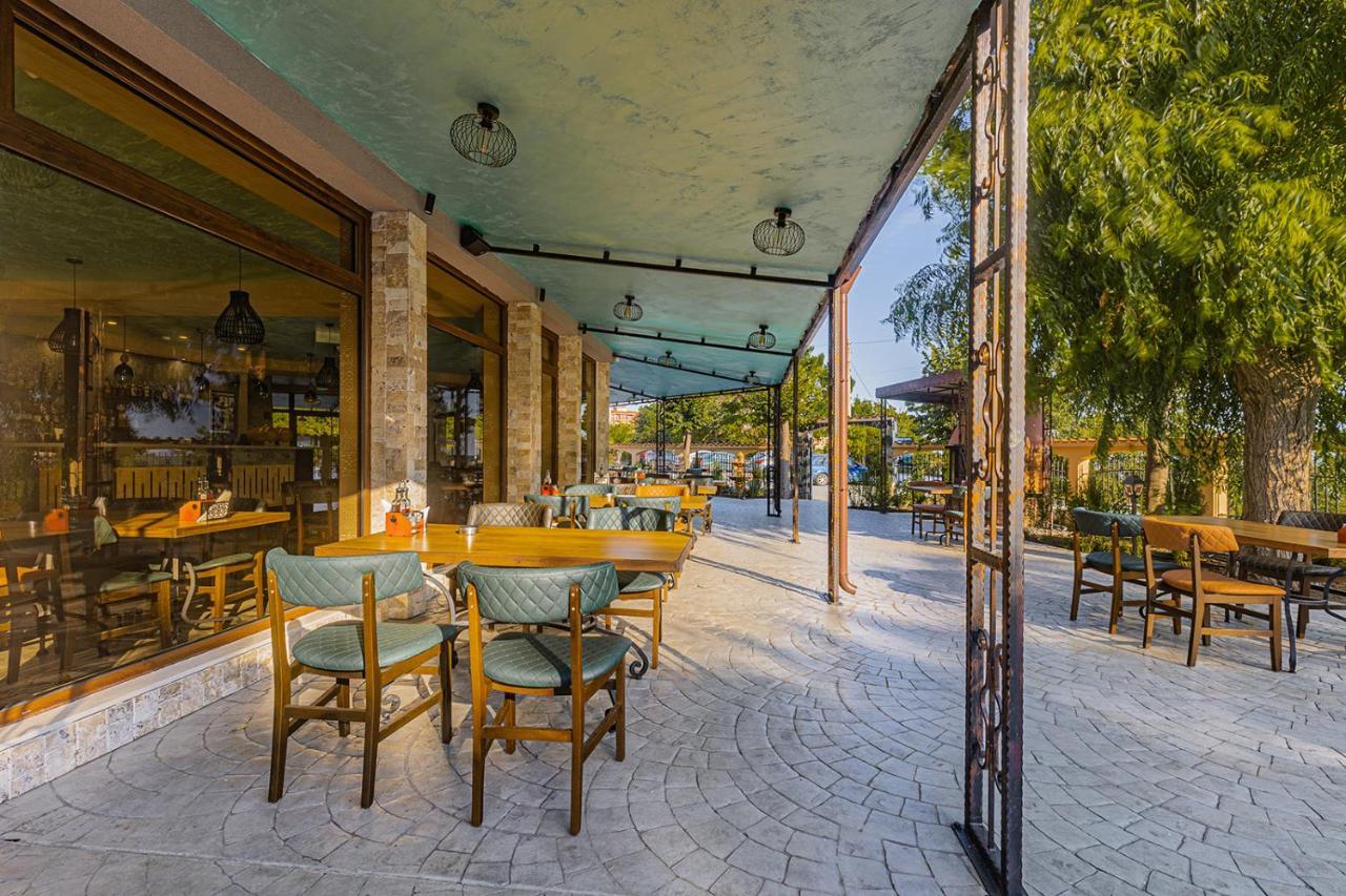 אהלוי Lecardo Hotel מראה חיצוני תמונה