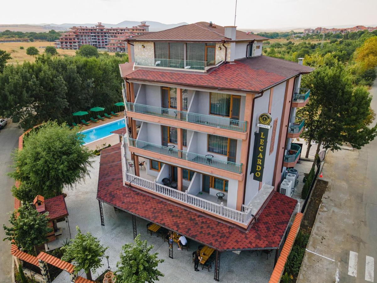 אהלוי Lecardo Hotel מראה חיצוני תמונה