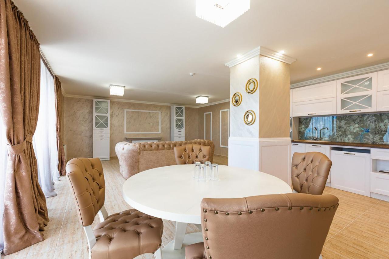 אהלוי Lecardo Hotel מראה חיצוני תמונה